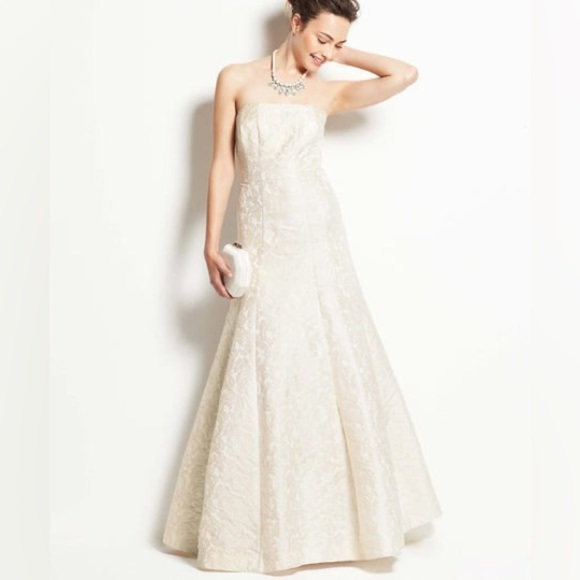 Ann Taylor Dresses & Skirts - Ann Taylor Strapless Ball Gown Wedding Dress